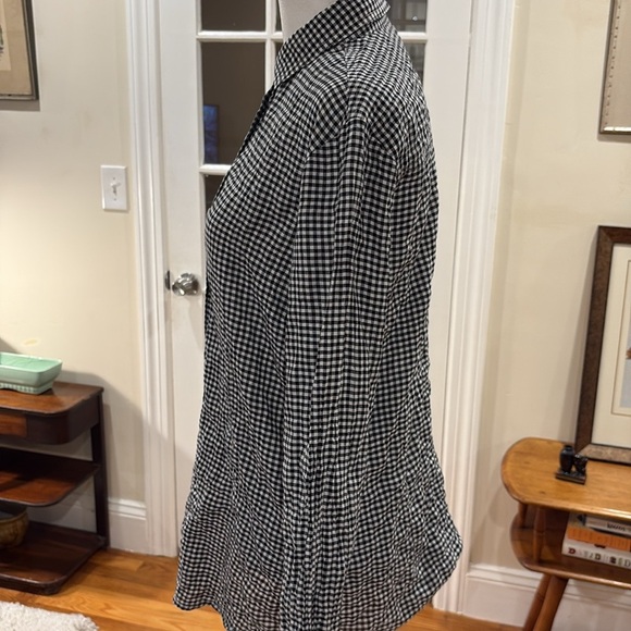 J. McLaughlin Women’s Black and White Casual Button Down Shirt. Size XS - Picture 3 of 9